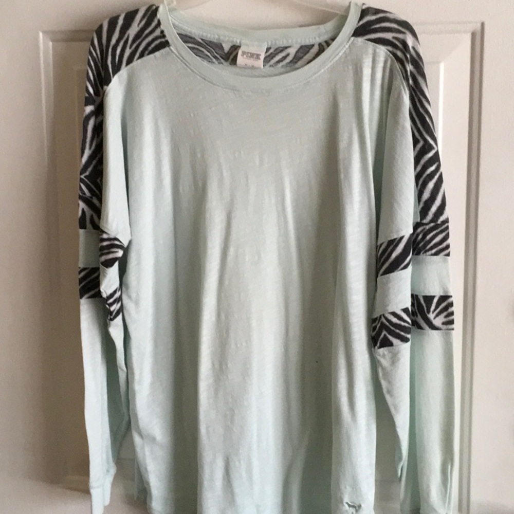 PINK Victoria’s Secret Varsity Top 106